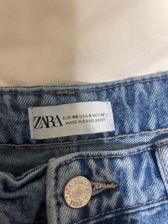 Zara Light Blue Distressed Denim Cutoff Shorts - Picture 2 of 2